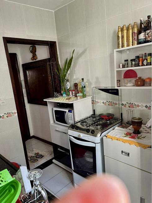 R$ 425.000 - ÓTIMA LOCALIZAÇÃO - APARTAMENTO - 75M2 - 2 DORM - LAREIRA - 1 VAGA - Porto Alegre - 