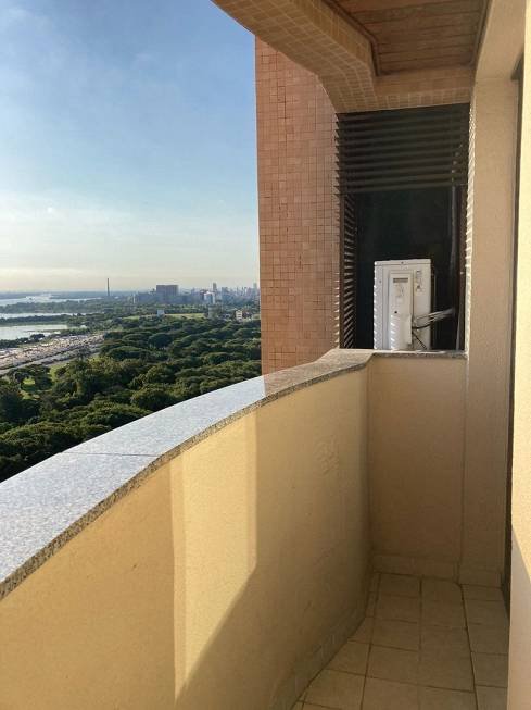 R$ 450.000 - APARTAMENTO - FLAT - MOBILIADO - RENTABILIDADE - 38M2 - 1 DORM - VAGA - INFRA Avenida Borges de Medeiros Porto Alegre - 