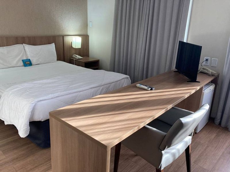 R$ 450.000 - APARTAMENTO - FLAT - MOBILIADO - RENTABILIDADE - 38M2 - 1 DORM - VAGA - INFRA Avenida Borges de Medeiros Porto Alegre - 
