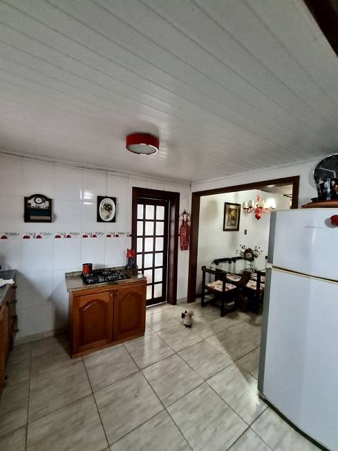 R$ 299.000 - MEIA QUADRA DO MAR - ÓTIMA CASA - 130M2 - 3 DORM - VAGAS PARA VEÍCULOS - Imbé - 