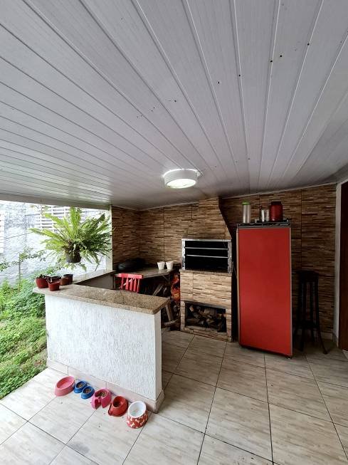 R$ 299.000 - MEIA QUADRA DO MAR - ÓTIMA CASA - 130M2 - 3 DORM - VAGAS PARA VEÍCULOS - Imbé - 