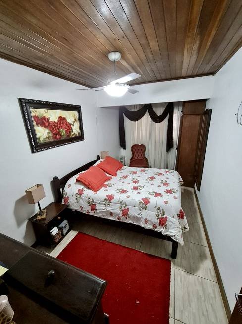 R$ 299.000 - MEIA QUADRA DO MAR - ÓTIMA CASA - 130M2 - 3 DORM - VAGAS PARA VEÍCULOS - Imbé - 