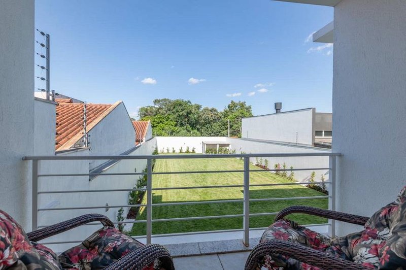 R$ 3.600.000 - CASA DE ALTO PADRÃO - 350M2 - 4 SUÍTES - PISCINA - Dois Irmãos - 