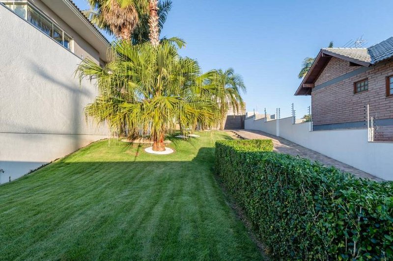 R$ 3.600.000 - CASA DE ALTO PADRÃO - 350M2 - 4 SUÍTES - PISCINA - Dois Irmãos - 
