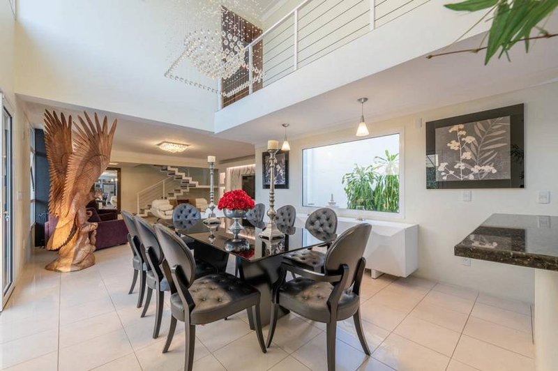 R$ 3.600.000 - CASA DE ALTO PADRÃO - 350M2 - 4 SUÍTES - PISCINA - Dois Irmãos - 
