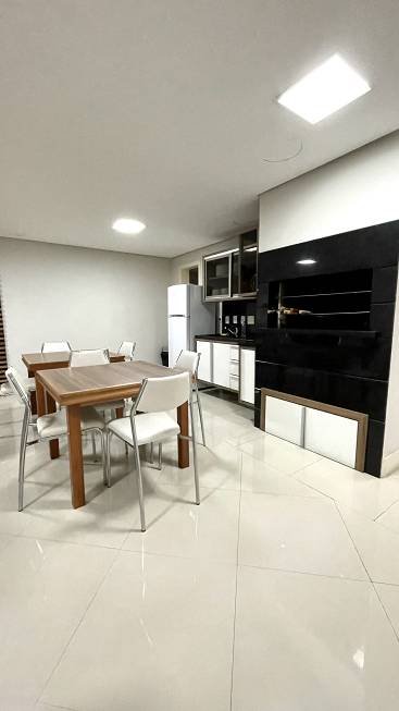 R$ 490.000 - EXCELENTE APARTAMENTO - FRENTE E LATERAL - 51M2 - 1 DORM - 1 VAGA - Porto Alegre - 