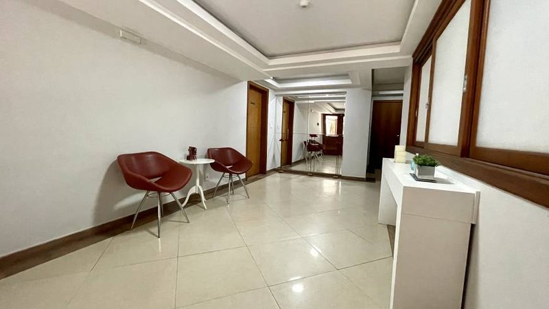 R$ 490.000 - EXCELENTE APARTAMENTO - FRENTE E LATERAL - 51M2 - 1 DORM - 1 VAGA - Porto Alegre - 