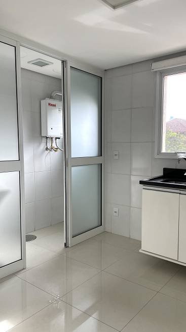 R$ 490.000 - EXCELENTE APARTAMENTO - FRENTE E LATERAL - 51M2 - 1 DORM - 1 VAGA - Porto Alegre - 