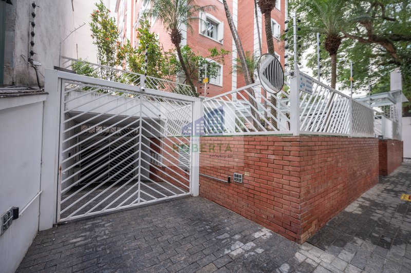 APARTAMENTO À VENDA EM MOEMA COM 2 DORMITÓRIOS Rua Pintassilgo São Paulo - 