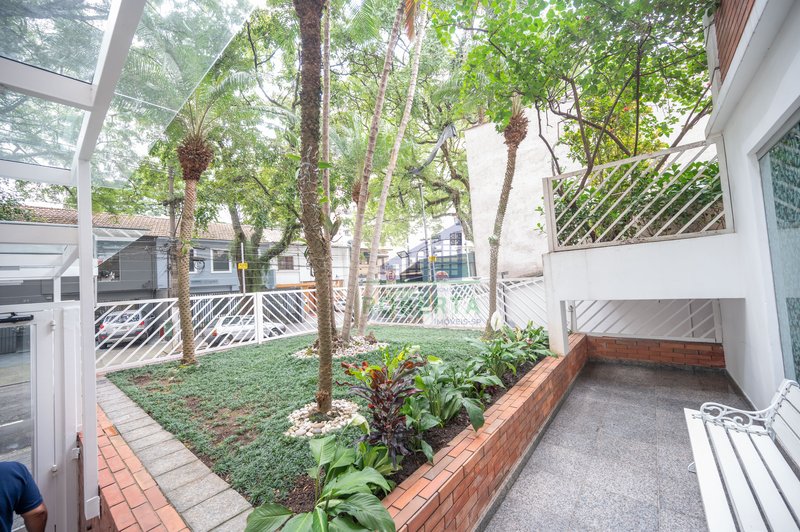 APARTAMENTO À VENDA EM MOEMA COM 2 DORMITÓRIOS Rua Pintassilgo São Paulo - 