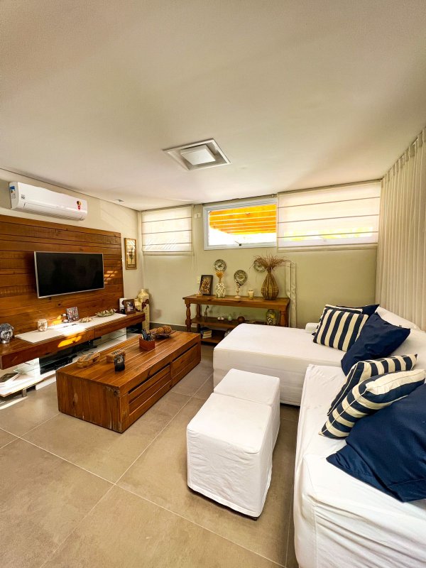 Casa no Condomínio Raízes De Juquehy com 5 Suítes e Piscina Privativa-DISPONÍVEL LOCAÇÃO - São Sebastião - 