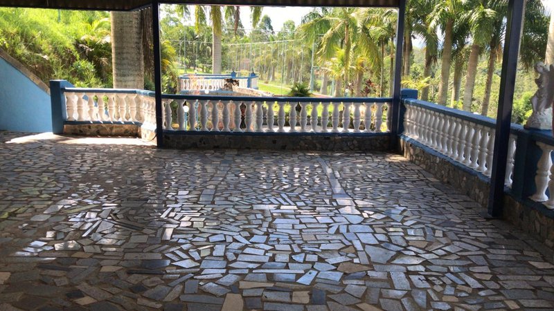 CHACARA COM 10.000 METROS EM SÃO JOSE DOS CAMPOS SP - São José dos Campos - 