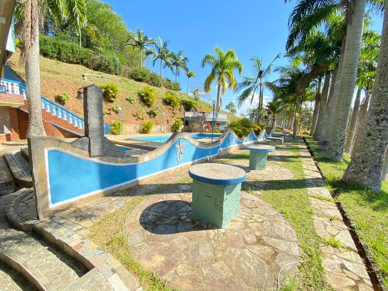 CHACARA COM 10.000 METROS EM SÃO JOSE DOS CAMPOS SP - São José dos Campos - 