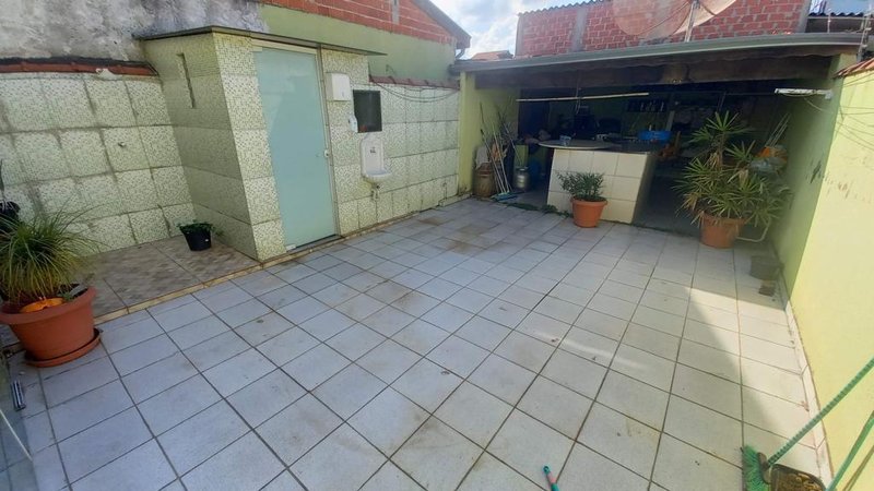 CHACARA COM 2.000 METRO EM SÃO JOSE DOS CAMPOS SP - São José dos Campos - 