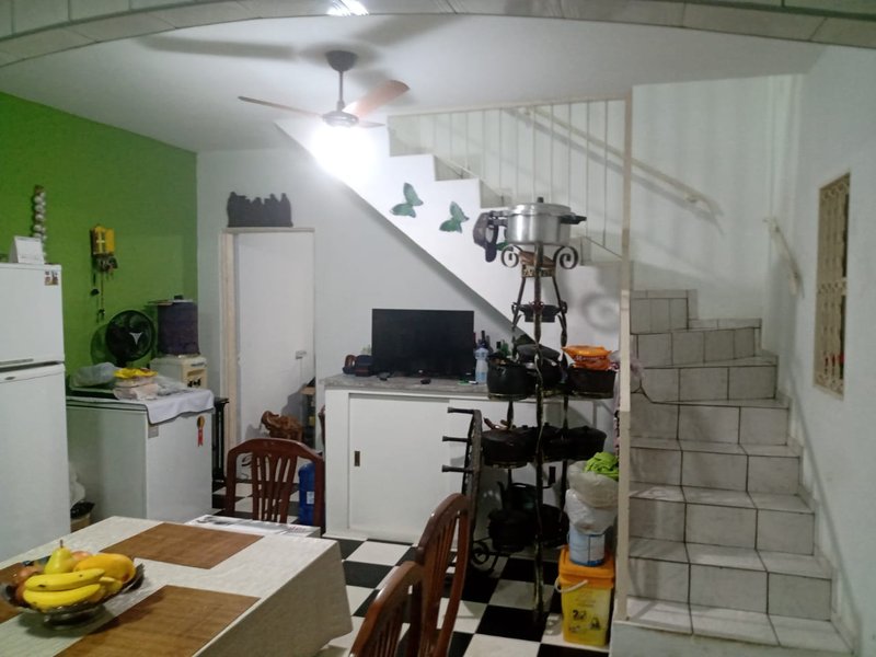 SOBRADO NA ZONA NORTE DE SÃO JOSE DOS CAMPOS SP - São José dos Campos - 