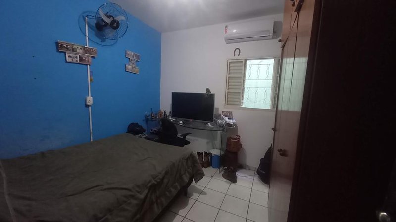 SOBRADO NA ZONA NORTE DE SÃO JOSE DOS CAMPOS SP - São José dos Campos - 