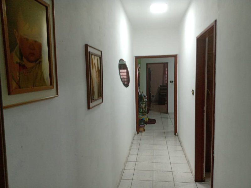 SOBRADO NA ZONA NORTE DE SÃO JOSE DOS CAMPOS SP - São José dos Campos - 