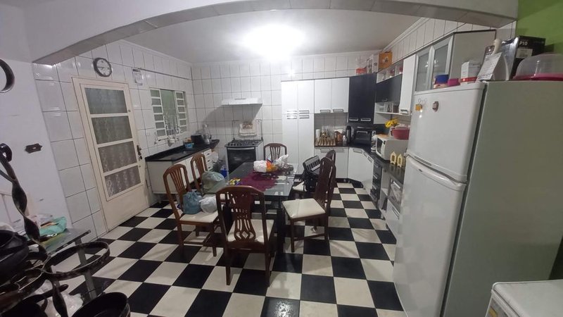 SOBRADO NA ZONA NORTE DE SÃO JOSE DOS CAMPOS SP - São José dos Campos - 