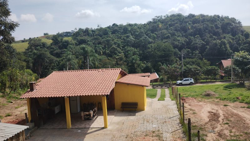 CHACARA COM 2.000 METROS EM TAUBATE SP - Taubaté - 