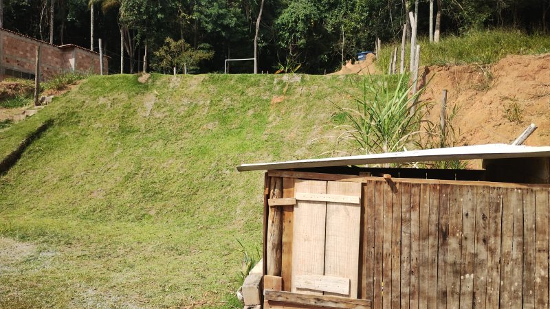 CHACARA COM 2.000 METROS EM TAUBATE SP - Taubaté - 