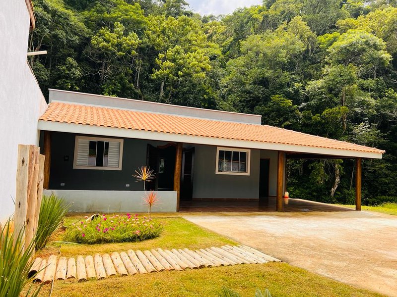 CHACARA COM 1.000 METROS EM SAO JOSE DOS CAMPOS SP - São José dos Campos - 