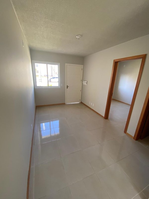 Casa com pátio privativo em Cachoeirinha  Cachoeirinha - 