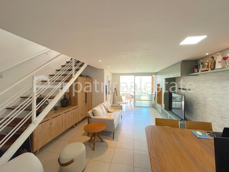 Cobertura duplex 204 m² com 6 Quartos 5 banheiros 2 vagas - Porto das Dunas - Aquiraz - CE Av. dos Golfinhos Aquiraz - 