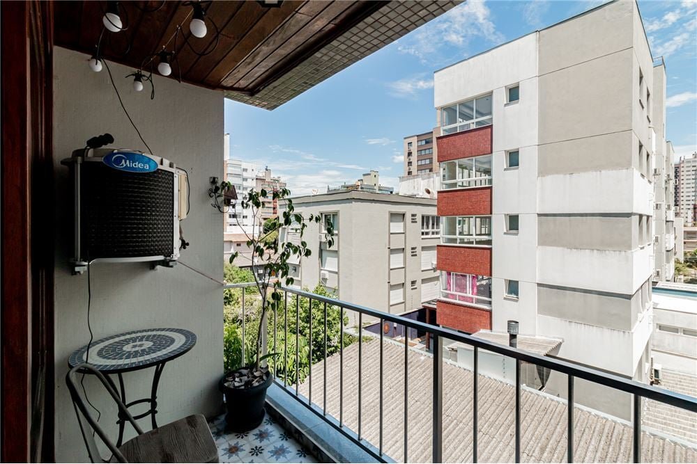 Apartamento à venda com 2 quartos, 117m² - Foto 9