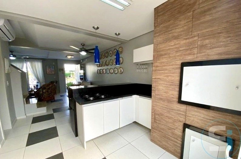 R$ 840.000 - PACIFIC - LINDA CASA - MOBILIADA E DECORADA - 102M² - 3 DORMITÓRIOS - 2 VAGAS Avenida Paraguassú  Xangri-lá - 