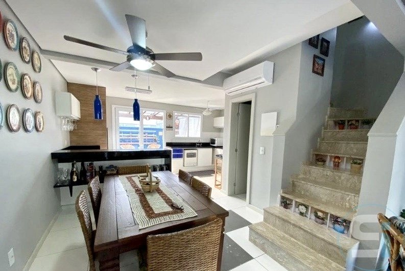 R$ 840.000 - PACIFIC - LINDA CASA - MOBILIADA E DECORADA - 102M² - 3 DORMITÓRIOS - 2 VAGAS Avenida Paraguassú  Xangri-lá - 