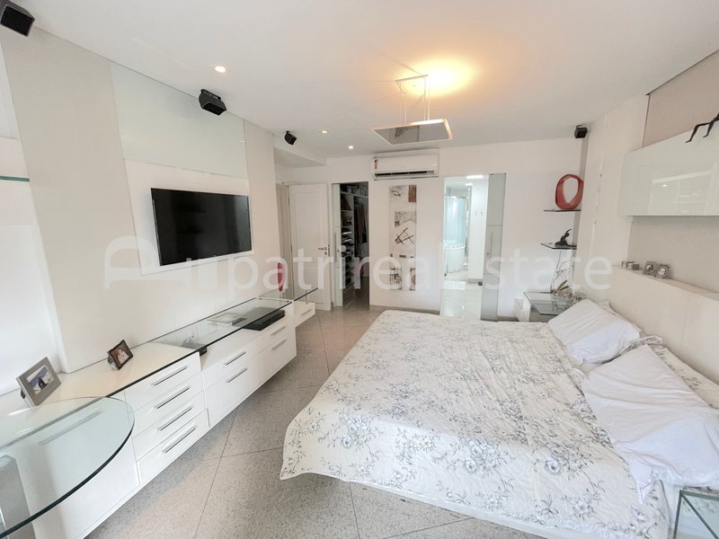 Apartamento 300 m² 1 por andar com 5 Quartos 7 banheiros e 4 vagas Meireles Fortaleza CE Rua Tibúrcio Cavalcanti Fortaleza - 