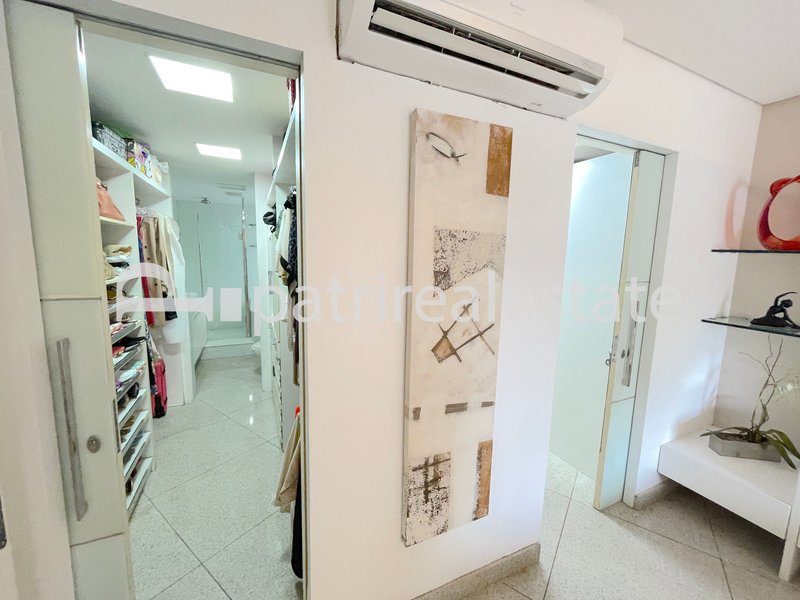 Apartamento 300 m² 1 por andar com 5 Quartos 7 banheiros e 4 vagas Meireles Fortaleza CE Rua Tibúrcio Cavalcanti Fortaleza - 