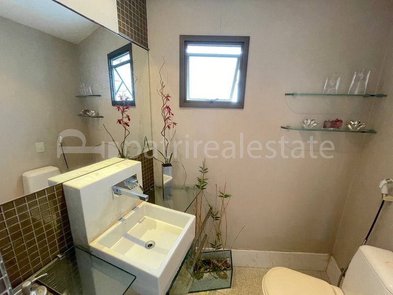 Apartamento 300 m² 1 por andar com 5 Quartos 7 banheiros e 4 vagas Meireles Fortaleza CE Rua Tibúrcio Cavalcanti Fortaleza - 