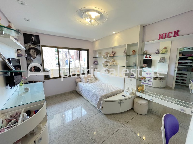 Apartamento 300 m² 1 por andar com 5 Quartos 7 banheiros e 4 vagas Meireles Fortaleza CE Rua Tibúrcio Cavalcanti Fortaleza - 