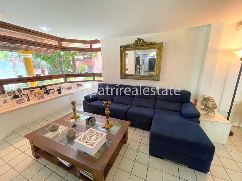 Casa Duplex 498 m² Terreno 960 m² 4 Suítes 5 Banheiros 5 Vagas - De Lourdes - Fortaleza CE Rua Professor Amarílio Cartaxo Fortaleza - 