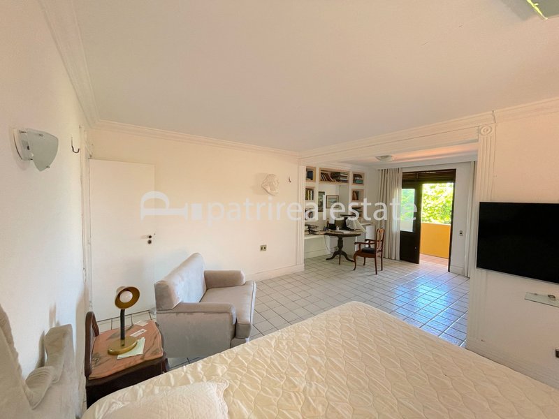 Casa Duplex 498 m² Terreno 960 m² 4 Suítes 5 Banheiros 5 Vagas - De Lourdes - Fortaleza CE Rua Professor Amarílio Cartaxo Fortaleza - 