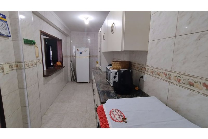 Casa a venda na Vila Ré - 3 dormitórios 210m² Cachoeira Paulista São Paulo - 