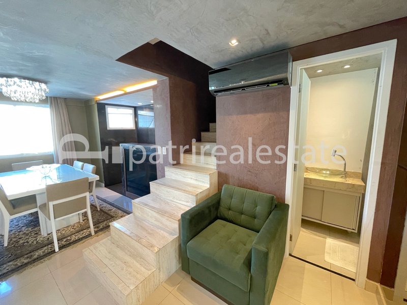 Apartamento Duplex Pe direito duplo 100 m² 2 Suítes 3 banheiros 2 vagas Cocó Fortaleza CE Rua Vilebaldo Aguiar Fortaleza - 