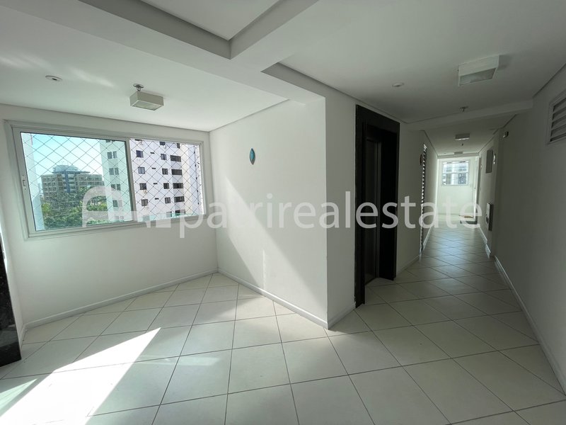 Apartamento Duplex Pe direito duplo 100 m² 2 Suítes 3 banheiros 2 vagas Cocó Fortaleza CE Rua Vilebaldo Aguiar Fortaleza - 