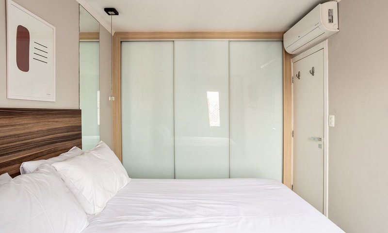 Apartamento de 68m², 2 quartos em Vila Nova Conceição Rua Silva Correia São Paulo - 