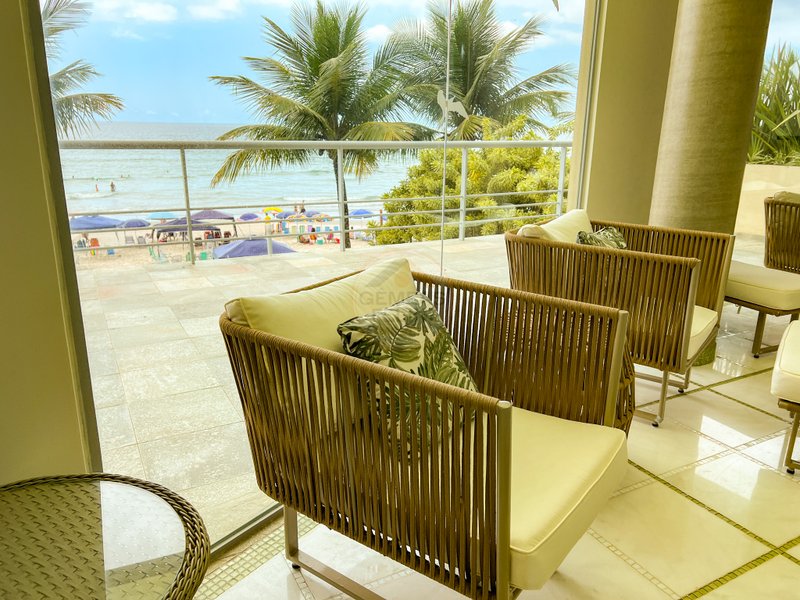 Casa frente ao mar da Praia de Juquehy com 6 suítes - São Sebastião - 