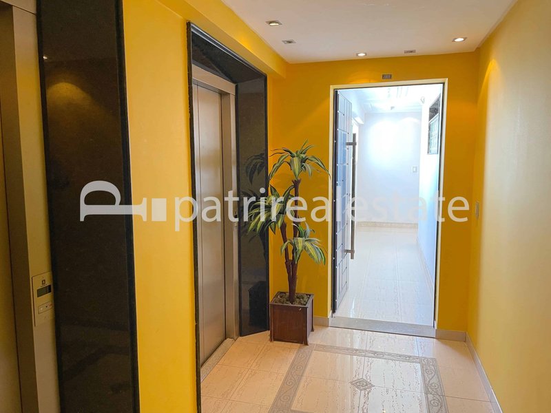 Cobertura duplex 3 quartos 4 banheiros deck e Piscina privativa 3 vagas Cocó Fortaleza CE Rua Doutor Gilberto Studart Fortaleza - 