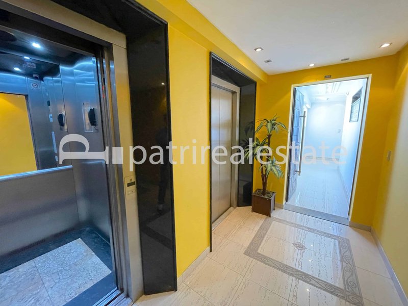 Cobertura duplex 3 quartos 4 banheiros deck e Piscina privativa 3 vagas Cocó Fortaleza CE Rua Doutor Gilberto Studart Fortaleza - 