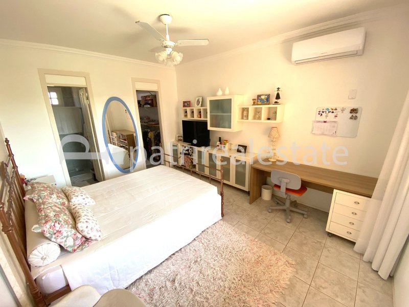 Casa 500 m² 5 Suítes 6 Banheiros 9 Vagas em Terreno de 720 m² - De Lourdes - Fortaleza  CE Rua Doutor Pedro Sampaio Fortaleza - 