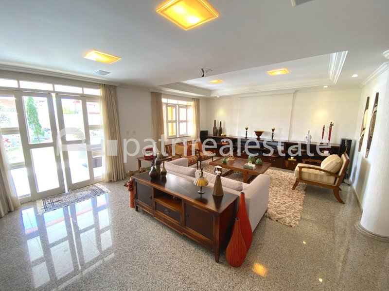 Casa 500 m² 5 Suítes 6 Banheiros 9 Vagas em Terreno de 720 m² - De Lourdes - Fortaleza  CE Rua Doutor Pedro Sampaio Fortaleza - 