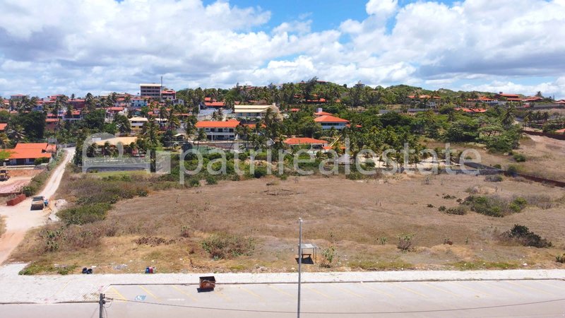 Terreno frente mar de 3.063,46 m² por R$ 1.090.000 - Prainha - Aquiraz - CE Av. Litoranea Beach-Park Prainha Aquiraz - 