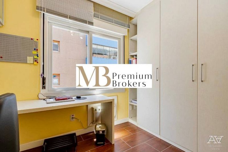 R$ 710.000 - MARAVILHOSO APARTAMENTO - 83M2 - 2 DORM - 2 VAGAS - DEPÓSITO - INFRA - Porto Alegre - 
