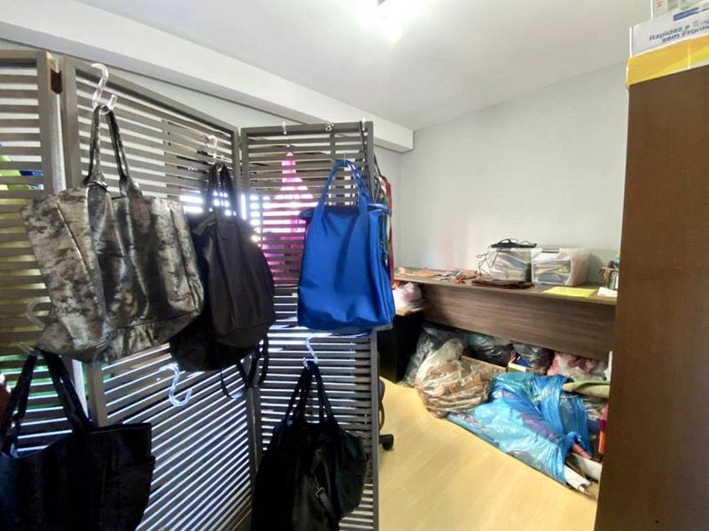 R$ 1.010.000 - APARTAMENTO DE FRENTE - 2 SACADAS - 114M2 - 3 DORMITÓRIOS - LAREIRA - VISTA Avenida João Obino Porto Alegre - 