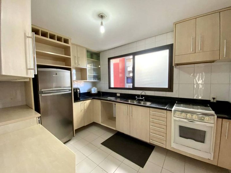 R$ 1.010.000 - APARTAMENTO DE FRENTE - 2 SACADAS - 114M2 - 3 DORMITÓRIOS - LAREIRA - VISTA Avenida João Obino Porto Alegre - 