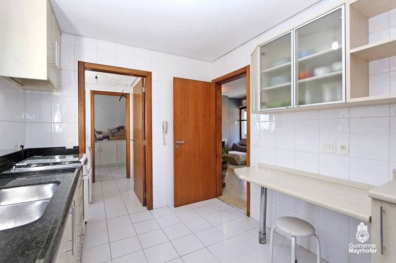 R$ 1.010.000 - APARTAMENTO DE FRENTE - 2 SACADAS - 114M2 - 3 DORMITÓRIOS - LAREIRA - VISTA Avenida João Obino Porto Alegre - 